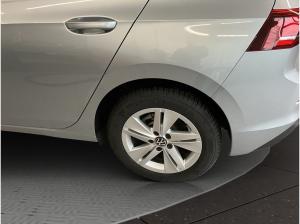 Volkswagen Golf VIII 2.0 TDI / SOFORT VERFÜGBAR !