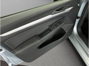 Volkswagen Golf VIII 2.0 TDI / SOFORT VERFÜGBAR !