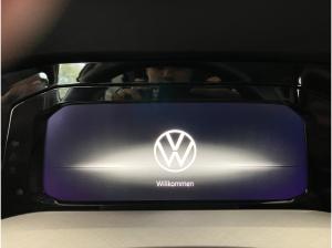 Volkswagen Golf VIII 2.0 TDI / SOFORT VERFÜGBAR !