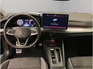 Volkswagen Golf VIII 1.5 eTSI DSG / SOFORT VERFÜGBAR !