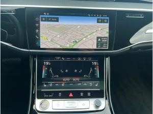 Audi A8 60 TFSIe qu. Pano Matrix LM 20" Navi ACC Soft Close