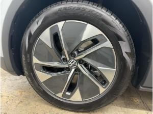 Volkswagen ID.4 Pro MATRIX AHK WÄPU NAV ACC PDC SHZ