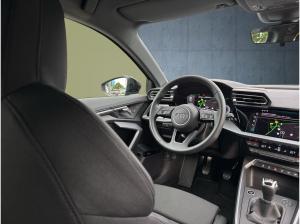 Audi A3 Limousine S line 30 TFSI LED/ACC/Nav/PBox/18"