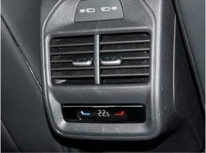 Volkswagen Passat Business 1.5 eTSI DSG ACC AHK Ergo Active NAVI Side Assist