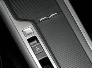 Volkswagen Passat Business 1.5 eTSI DSG ACC AHK Ergo Active NAVI Side Assist