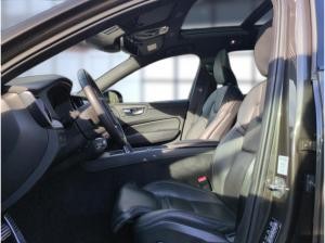 Volvo XC60 B5 (Diesel) R-Design AWD Automatik Bluetooth