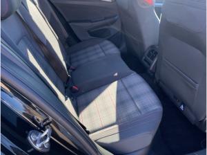 Volkswagen Golf VIII 2,0 TSI GTI Matrix AHK HuD Kamera Lenkradhzg