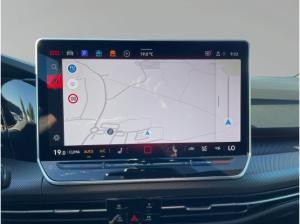 Volkswagen Golf VIII 2,0 TSI GTI Matrix AHK HuD Kamera Lenkradhzg