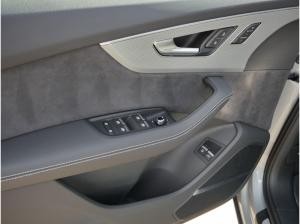 Audi Q7 55 TFSIe qu. S line Sport*Air*B&O*HuD*AHK*ACC