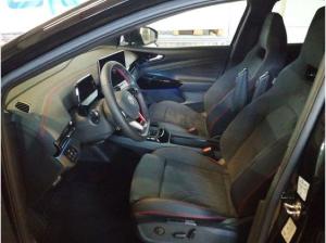 Volkswagen ID.5 GTX*4M*360*MATRIX*LANE*PANO*MASSAGE*PDC*