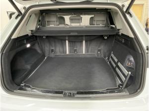 Volkswagen Touareg R-LINE BLACK 3.0TSI NP.109T STDHZG.PANO.AHK.LUFT.KAMERA.20 SITZ-KLIM