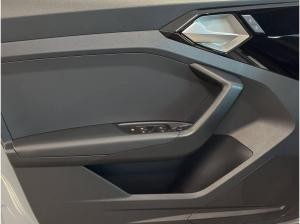 Audi A1 Sportback 30 TFSI S line S tronic NAVI/LED