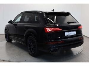 Audi Q7 TDI quattro S line business UPE: 127.565,- €
