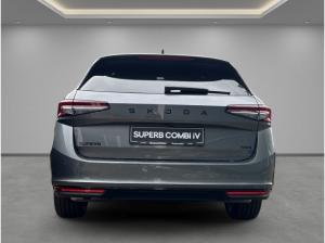 Skoda Superb Combi 2.0 TSI 195 kW 4x4 Sportline, Head-up-Display, AHK