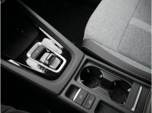 Skoda Octavia Combi 2.0 TDI Tour SHZ NAVI AHK ACC LED *872*