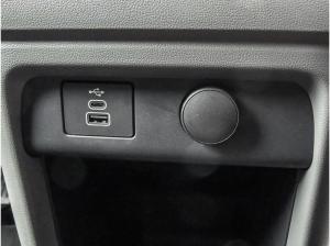 Volkswagen Caravelle Life 2,0TDI Automatik Klima PDC Navi8-Sitz.