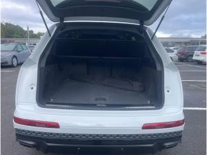 Audi Q7 SUV S line business TDI qua. Pano AHK HUD B&O