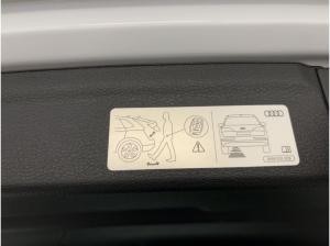 Audi Q3 S line 40 TFSI qu. S tr. AHK STDHZG RFK LED