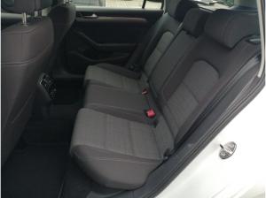 Volkswagen Passat Variant Business 2.0 TDI DSG / Navi, LED