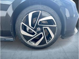 Volkswagen ID.7 Pro Tourer /AHK /PANO /WÄRMEPUMPE