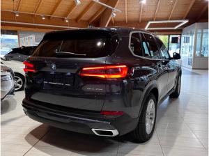 BMW X5 xDrive 45 AHK Laser Navi