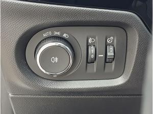 Opel Corsa F 1.2T Parkpilot,Lenkradheizung,Tempomat