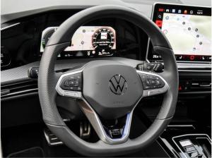 Volkswagen Golf VIII GTE FACELIFT Hybrid DSG ACC DCC AHK BLACK STYLE HEAD UP