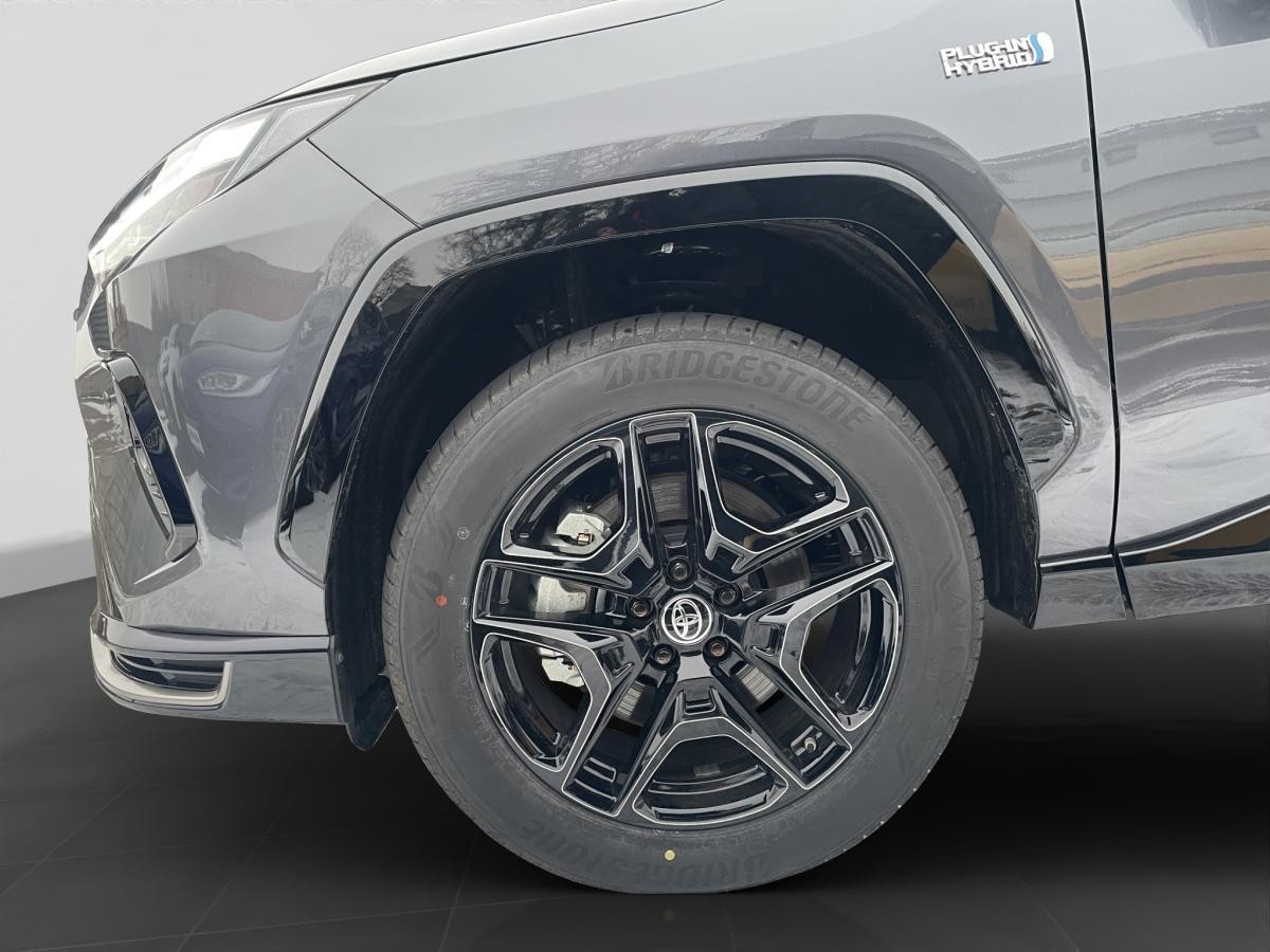 Toyota RAV 4 2.5 Plug-In 4x4 GR Sport 306PS Systemleistung**0,5% Versteuerung**