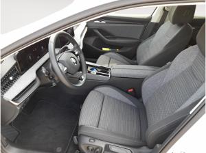 Skoda Superb Combi 2.0 TDI Selection Matrix AHK 360°