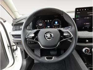Skoda Superb Combi 2.0 TDI Selection Matrix AHK 360°