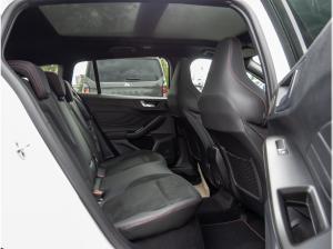 Ford Focus ST X Turnier Plus 2.3l SHZ ACC HUD B&O LED PANO -nur noch in rot verfügbar-