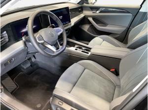 Volkswagen Passat Variant 2.0 TDI DSG Business Matrix AHK