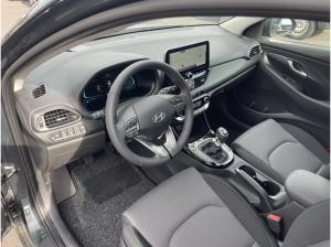 Hyundai i30 Kombi MJ25 1.5 T-GDI Navi LED SHZ PDC v+h Kam