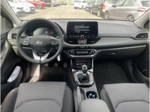 Hyundai i30 Kombi MJ25 1.5 T-GDI Navi LED SHZ PDC v+h Kam