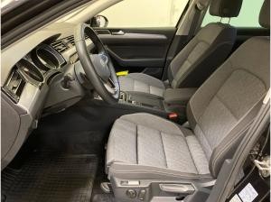 Volkswagen Passat Variant 2.0 TDI Business*DSG*Navi*ACC*RFK