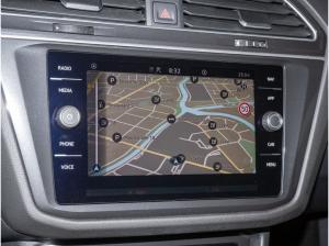 Volkswagen Tiguan Allspace 1.5 TSI Life 7Sitzer AHK LED Nav