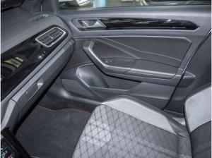 Volkswagen T-Roc 1.5 TSI R-Line Kamera LED-Plus Parklenkas.