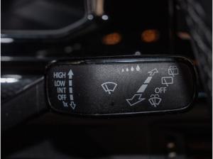 Volkswagen Polo 1.0 TSI DSG Life Sitzhzg APP PDC