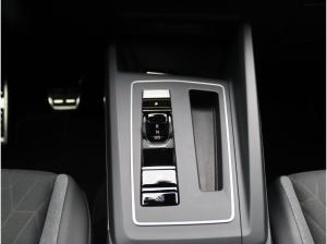 Volkswagen Golf VIII Goal 1.5eTSI DSG / Navi, App, LED, RFK