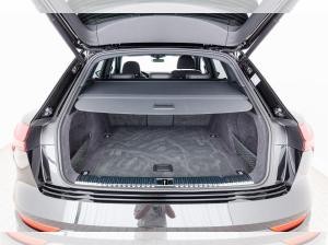 Audi Q8 e-tron Advanced 55 qu. PDC MATRIX 360°K NAVI