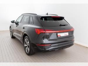 Audi Q8 e-tron Advanced 55 qu. PDC MATRIX 360°K NAVI
