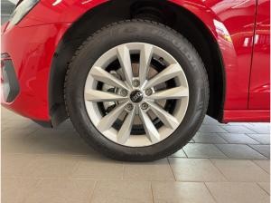 Audi A3 Sportback 30 TFSI g-tron Pano AHK Navi virtual