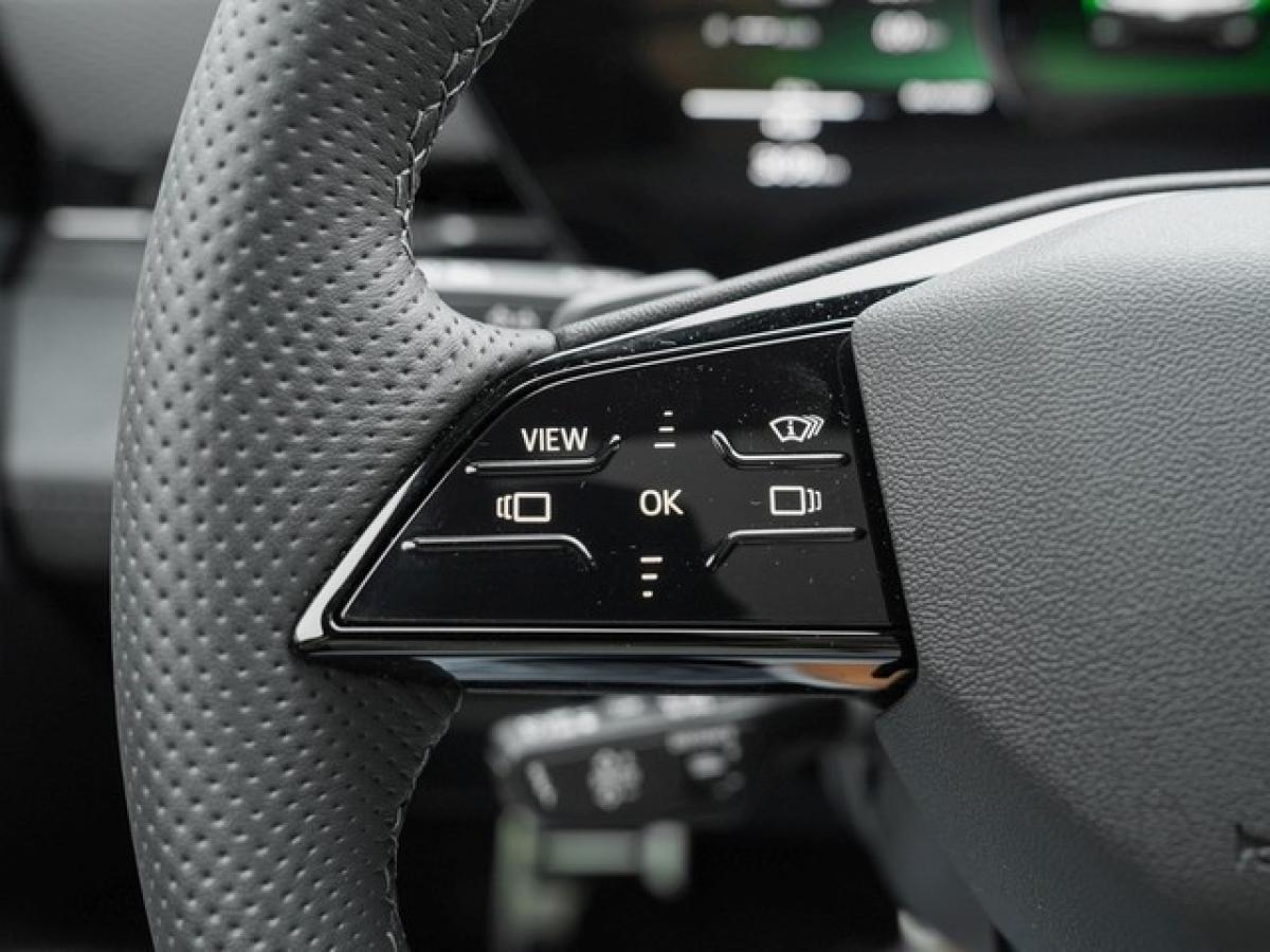 Audi S6 e-tron