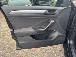 Volkswagen T-Roc Life 1.0 TSI LED Navi SHZ Park Assist