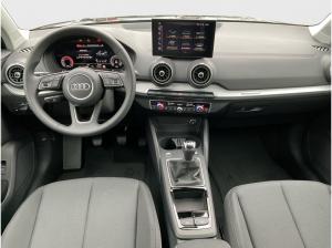 Audi Q2 30 TFSI AHK Schalter Kamera Carplay Allwetter