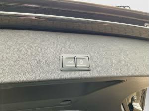 Audi Q2 30 TFSI AHK Schalter Kamera Carplay Allwetter