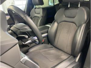 Audi Q8 S line 55 TFSI quattro Pano Matrix AHK B&O Kamera