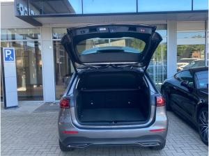 Mercedes-Benz B 180 Progressive Multibeam Rückfahrkamera AHK