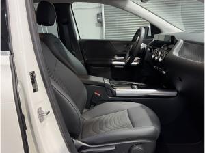 Mercedes-Benz B 180 Progressive Multibeam Rückfahrkamera AHK