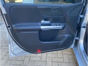 Mercedes-Benz B 180 Progressive Multibeam Rückfahrkamera AHK